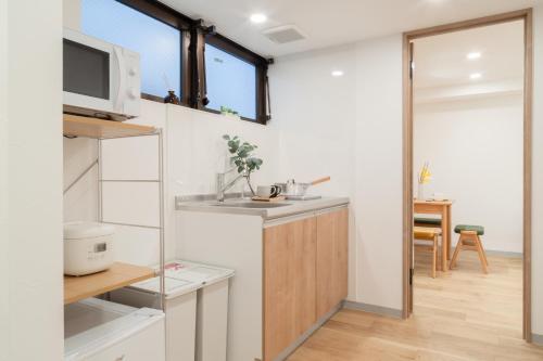 ISSHUKU Noma 北新宿I -101 Multiple Beds Room 4-6 Guests