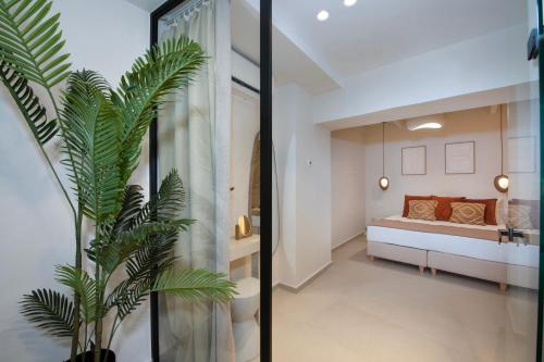 Bow Complex Apartment- In the Heart of Old Harbour