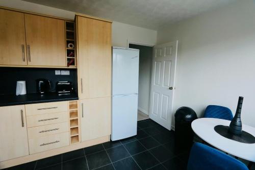 Køkken eller tekøkken på Thornwood House By Horizon Stays