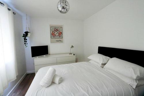 En eller flere senge i et værelse på Thornwood House By Horizon Stays