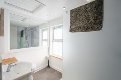 Ένα μπάνιο στο The Knoll, Alderton