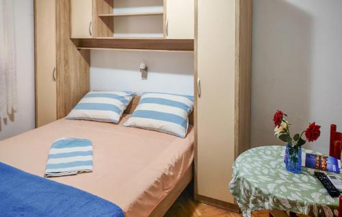 1 Bedroom Lovely Apartment In Vodice