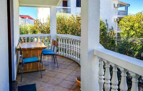 2 Bedroom Beautiful Apartment In Vodice