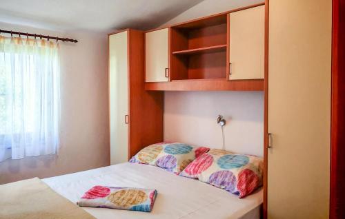 2 Bedroom Beautiful Apartment In Vodice