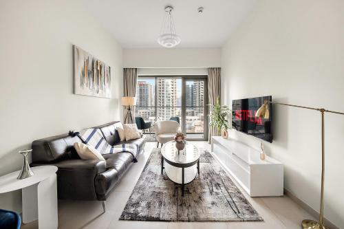 VayK - Iconic 1BR in Downtown