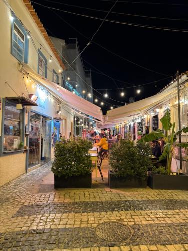 Heart of Cascais Cozy 2BR Steps from Beach