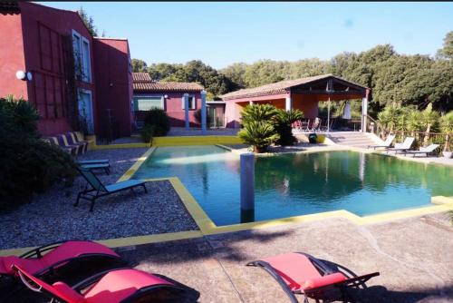 La Villa Astra de 4 à 12 personnes - Domaine Astra, Grans