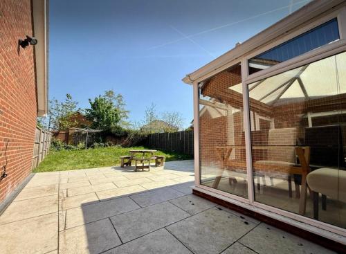 Μπαλκόνι ή βεράντα στο Gt. Marlow TownHouse- Families, Pets & Contractors