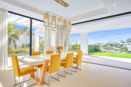 Villa Serena by Finest Rentals