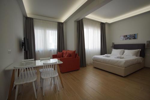 TiP - ToP Suites