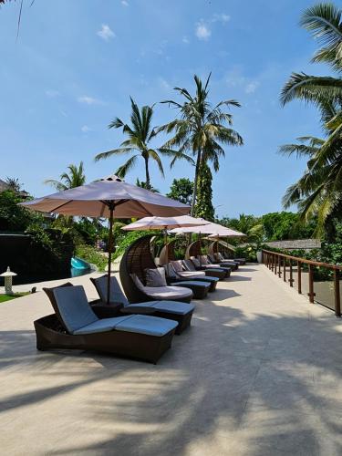 Puri Dajuma Beach Eco-Resort & Spa — Pool view