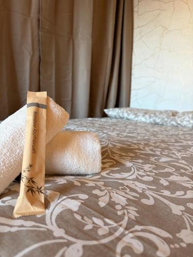 Postel nebo postele na pokoji v ubytování Cozy and chic apartment