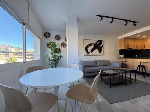 New apartment in the heart of Puerto Banus