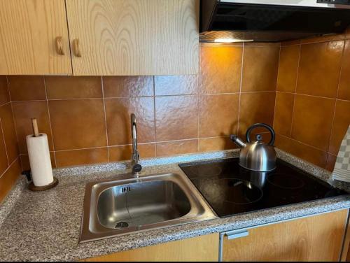 Η κουζίνα ή μικρή κουζίνα στο Maison Letì Ca-Sa Check