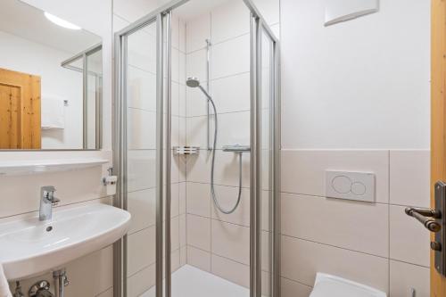 Ένα μπάνιο στο Gästehaus Keilhof am Kirchberg