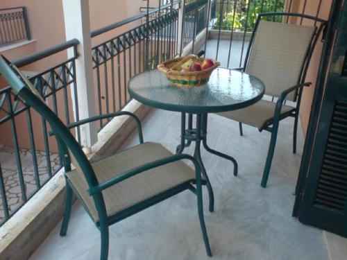 Balkón nebo terasa v ubytování Odysseia Studios and Apartment