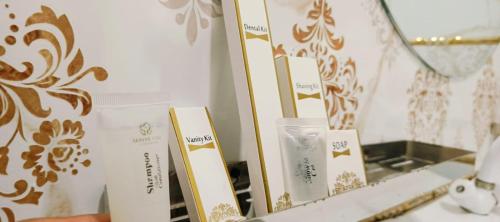 Ένα μπάνιο στο Serene Stays Boutique Hotel