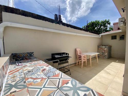 Μπαλκόνι ή βεράντα στο Logement t3 avec terrasse à Tartane