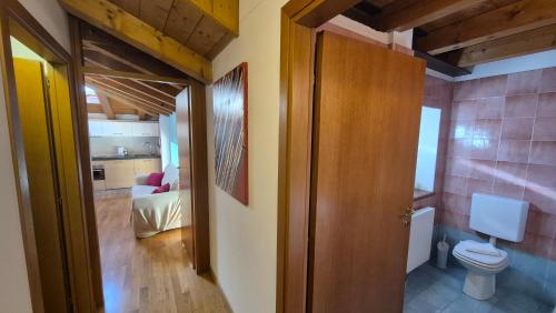 Ένα μπάνιο στο Attico Centrale ad Auronzo