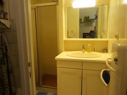 Et badeværelse på Le Repos Marin