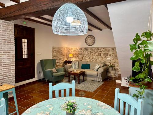 Χώρος καθιστικού στο MASÍA de SAN JUAN CASA NÚMERO 1 en Castillo con piscina y Aire Acondicionado