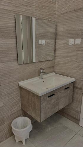 Ένα μπάνιο στο Apple Plus Resort