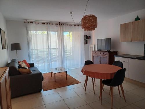 Clos des chênes - Terrasse Parking Tram à 1 min