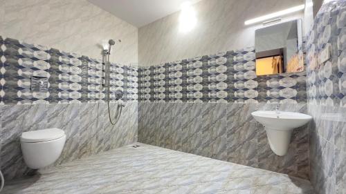 Ένα μπάνιο στο The Beach Manor 3BHK by Halcyon Traveltech