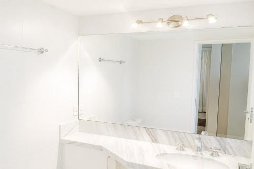 Et badeværelse på Campinas - Conforto e Praticidade: 02 Hóspedes