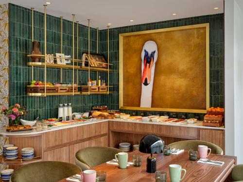 Φαγητό σε αυτό το ξενοδοχείο ή κάπου εκεί κοντά