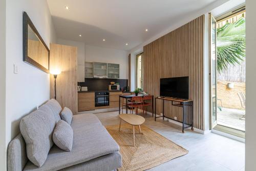Superb 2 Bedroom with Terrasse 150m from Monaco