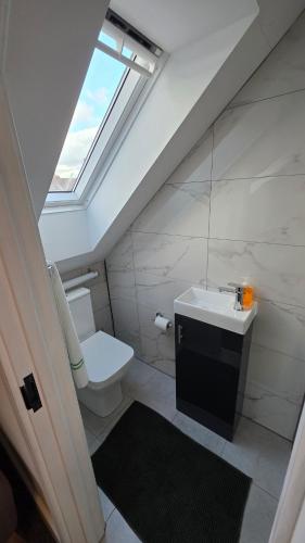 Lodge Causeway studio flat in Fishponds Bristol photo 7