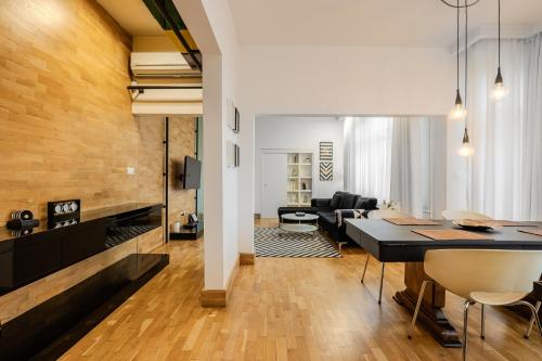 Casa Desideria 2BAD 2BATH, PARKING , Vitosha Blvd