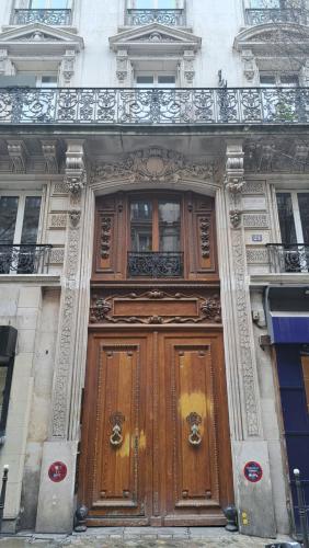 Studio PARIS central, metro Republique