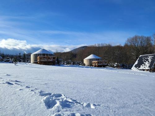 4 Żywioły - całoroczne jurty w górach