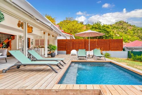 Πισίνα στο ή κοντά στο Villa Opale