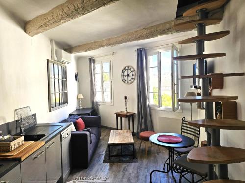 Duplex entre Palais de justice et Cours Mirabeau, Climatisation