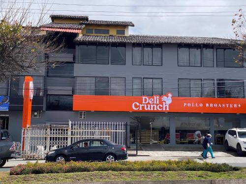 Το κτήριο όπου στεγάζεται  το διαμέρισμα