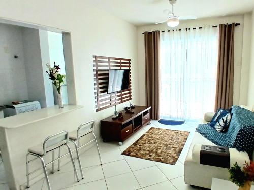 Χώρος καθιστικού στο APT PRAIA do FORTE, 2min do Mar, a pé, CABO FRIO RJ