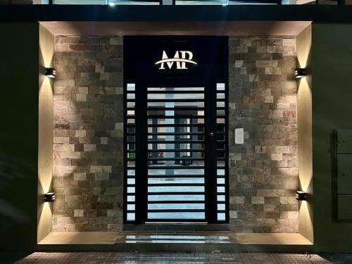 Facaden eller indgangen til MorenoPLAZA