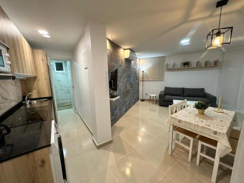 Køkken eller tekøkken på Apartamento Studio Anau k&L- Playa - Yumbo