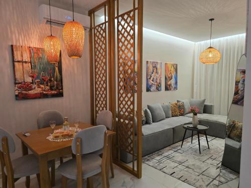 Sun-Kissed Memories- Beach Apartament Qerret