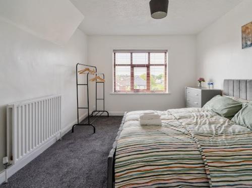 Postel nebo postele na pokoji v ubytování Entire Home in Leicester United Kingdom