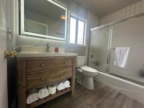 O baie la Monterey Bay Escape