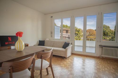 Top floor apartment with two terraces and BaselCard