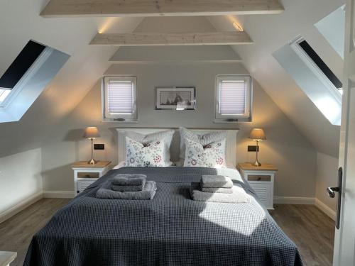 Ένα ή περισσότερα κρεβάτια σε δωμάτιο στο Holiday home in Büsum with swimming pool