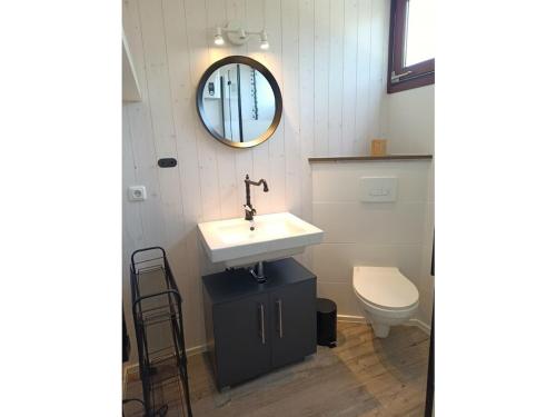 Koupelna v ubytování Holiday home in Blankenheim with Wi-Fi