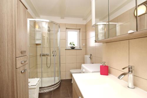 Apartments with parking space Baska, Krk - 25018