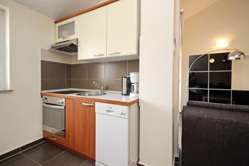Apartments with parking space Baska, Krk - 25018