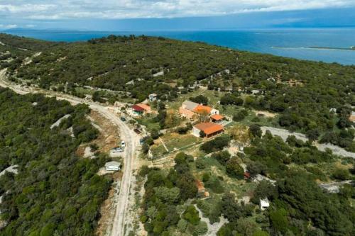 Apartments with parking space Bonic, Losinj - 23056